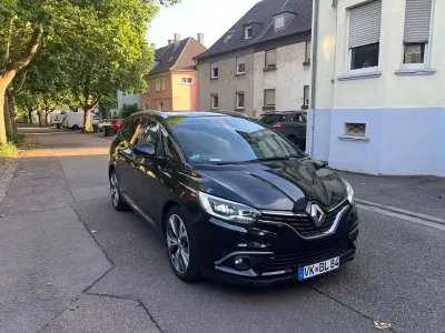 Gebraucht Renault Scénic III Life 160 PS (117 kW) 2017 Van / Kleinbus
