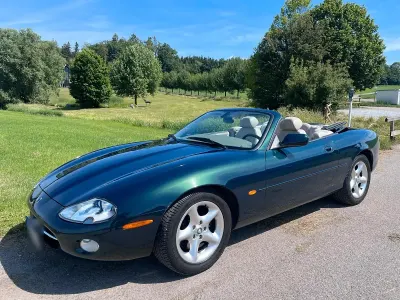 Gebraucht Jaguar XK8 286 PS (210 kW) 2000 Grün Cabrio