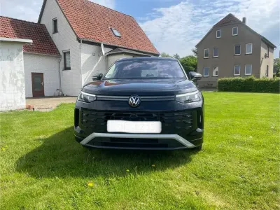 Gebraucht VW Tayron 193 PS (141 kW) 2025 Schwarz SUV