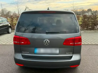 Gebraucht VW Touran 140 PS (102 kW) 2012 Grau Van / Kleinbus