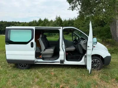 Gebraucht Opel Vivaro 114 PS (83 kW) 2011 Weiß Van / Kleinbus
