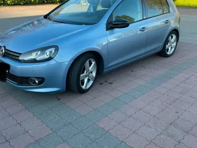 Gebraucht VW Golf VI 140 PS (102 kW) 2011 Limousine