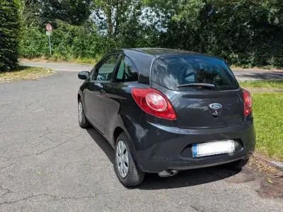 Gebraucht Ford Ka Trend 69 PS (50 kW) 2009 Schwarz Kleinwagen