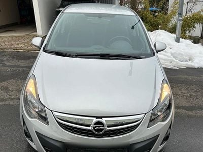 Grau Gebraucht 2014 Opel Corsa S Kleinwagen | 3.650 € (Fairer Preis)