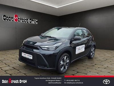 Neu Toyota Aygo X Active 116 PS (85 kW) 2026 Schwarz SUV