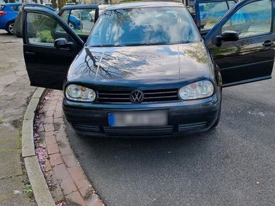 gebraucht VW Golf IV 1,4 Benzin