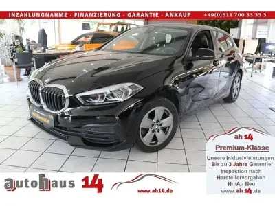 Gebraucht BMW 118 Sport Line 136 PS (100 kW) 2023 Schwarz Limousine