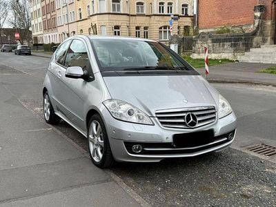Gebraucht Mercedes A170 Elegance 116 PS (85 kW) 2010 Silber Limousine
