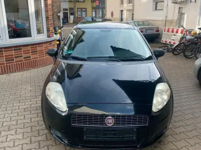 Gebraucht Fiat Punto 77 PS (56 kW) 2008 Schwarz Kleinwagen