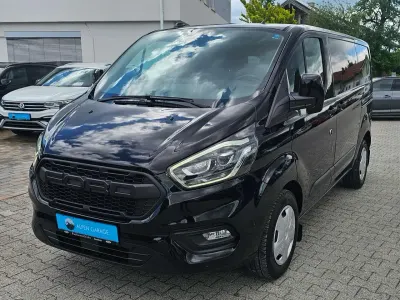 Używany Ford Transit 131 KM (96 kW) 2021 Czarny Minivan