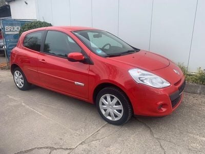 Gebraucht Renault Clio III Collection 75 PS (55 kW) 2013 Rot Kleinwagen