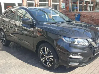 Gebraucht Nissan Qashqai Zama 140 PS (102 kW) 2021 Black (m) SUV