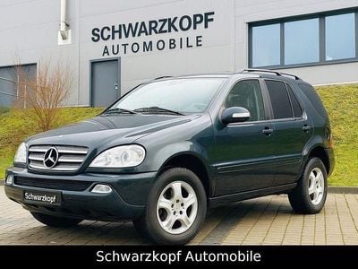 Gebraucht Mercedes ML270 163 PS (119 kW) 2003 Schwarz SUV