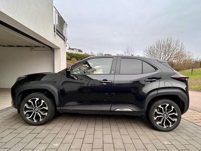 Gebraucht Toyota Yaris Cross Comfort 116 PS (85 kW) 2022 Schwarz SUV