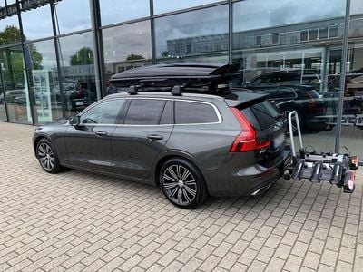 Gebraucht Volvo V60 Inscription 190 PS (139 kW) 2019 Grau Kombi