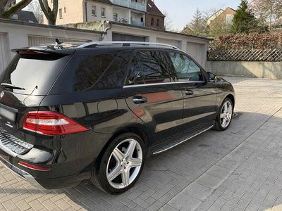 Gebraucht Mercedes ML350 AMG 258 PS (189 kW) 2012 Schwarz SUV