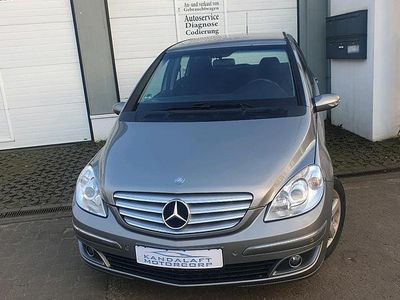 Usata Mercedes B200 140 CV (102 kW) 2007 Monovolume