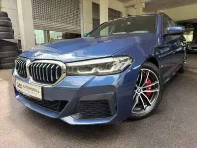 Gebraucht BMW 530 M Sport 286 PS (210 kW) 2021 Blau Kombi