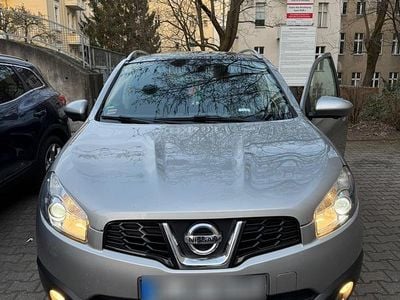 Gebraucht Nissan Qashqai 150 PS (110 kW) 2013 Silber SUV