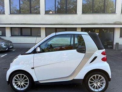 Second-hand Smart ForTwo Cabrio Passion 84 CP (61 kW) 2009 Alb Cabrio