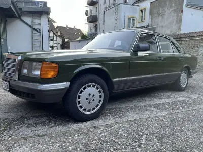 Gebraucht Mercedes S280 156 PS (114 kW) 1982 Grün Limousine