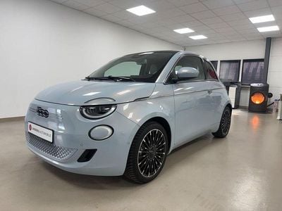 Gebraucht Fiat 500e La Prima 86 kW (118 PS) 2021 Colore esterno (himmel blau) Limousine
