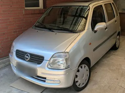 Gebraucht Opel Agila 58 PS (42 kW) 2002 Silber Van / Kleinbus