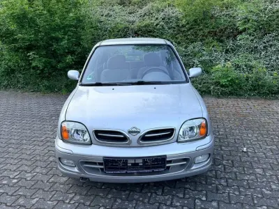 Usata Nissan Micra 75 CV (55 kW) 2002 Argento Utilitaria