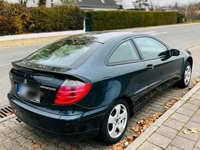 Mercedes C180