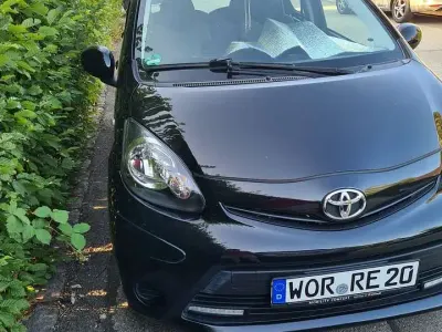 Gebraucht Toyota Aygo Cool 68 PS (50 kW) 2014 Kleinwagen