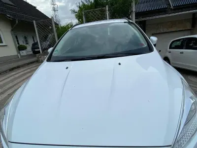 Gebraucht Ford Focus Business Edition 125 PS (91 kW) 2018 Weiß Kombi