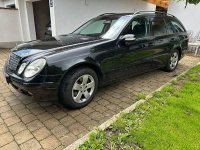 Mercedes E240