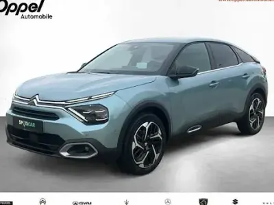 Używany Citroën C4 Shine 131 KM (96 kW) 2023 Niebieski Sedan/Limuzyna