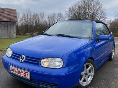 Blau Gebraucht 2001 VW Golf Cabriolet Conceptline Cabrio | 2.999 € (Guter Preis)