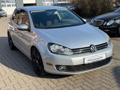 Gebraucht VW Golf VI 140 PS (102 kW) 2011 Silber Kleinwagen
