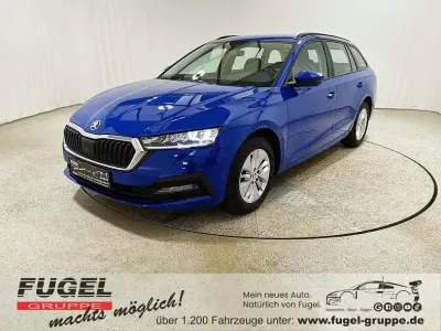 Używany Skoda Octavia Ambition 116 KM (85 kW) 2022 Niebieski Sedan/Limuzyna