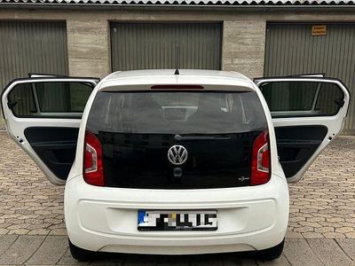Gebraucht VW up! CLUB 75 PS (55 kW) 2015 Weiß Kleinwagen