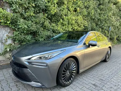 Gebraucht Toyota Mirai Advance 182 PS (133 kW) 2021 Precious metal Limousine