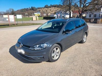 Gebraucht VW Golf VII IQ Drive 116 PS (85 kW) 2019 Grau Kombi