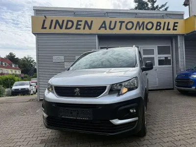 Gebraucht Peugeot Rifter Active 131 PS (96 kW) 2021 Grau Van / Kleinbus