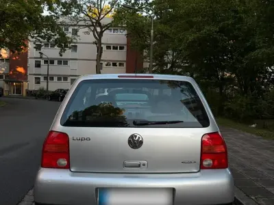 Używany VW Lupo 50 KM (36 kW) 2003 Srebrny Hatchback