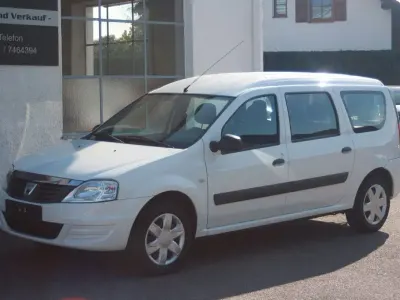 Używany Dacia Logan MCV Ambiance 87 KM (63 kW) 2009 Biały Kombi