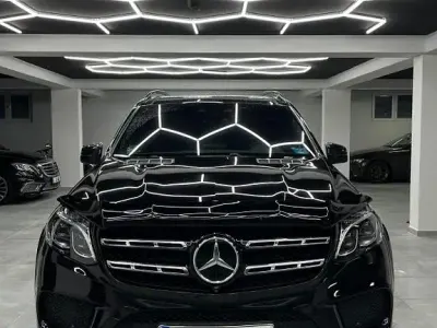 Gebraucht Mercedes GLS400 333 PS (244 kW) 2018 Schwarz SUV