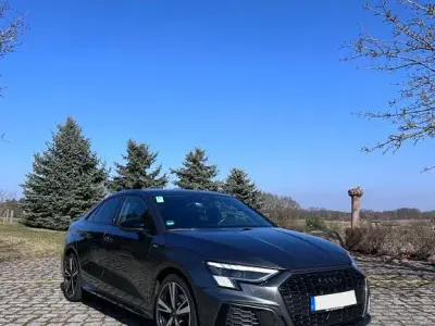 Gebraucht Audi A3 S-Line 150 PS (110 kW) 2022 Grau Limousine