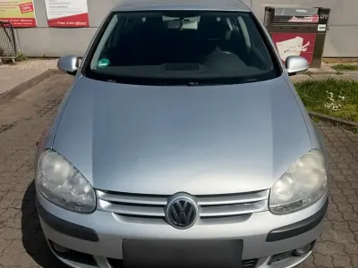 Gebraucht VW Golf IV 75 PS (55 kW) 2003 Silber Kleinwagen