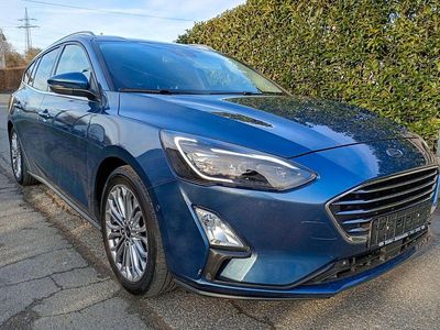 Gebraucht Ford Focus Titanium 125 PS (91 kW) 2020 Schwarz Kombi