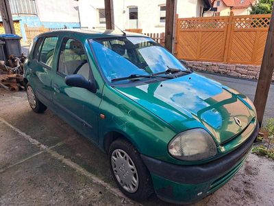 Renault Clio II