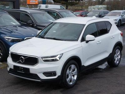 Gebraucht Volvo XC40 Momentum 150 PS (110 kW) 2019 Weiß SUV