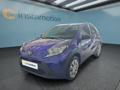 Gebraucht Toyota Aygo Business Edition 72 PS (52 kW) 2024 Blau Kleinwagen