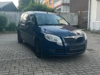 Gebraucht Skoda Roomster 69 PS (50 kW) 2009 Blau Van / Kleinbus
